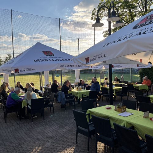 Restaurant FERDINAND auf der Waldau - unsere Sommerterrasse und Biergarten in Stuttgart-Degerloch