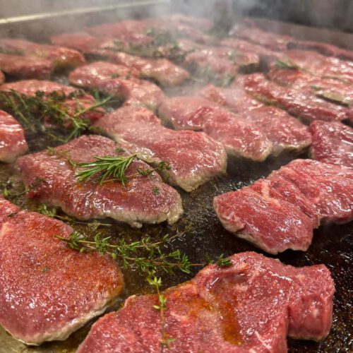 Schwäbischer Rostbraten im Restaurant FERDINAND Stuttgart Degerloch - auch bei Veranstaltungen mit vielen Personen, z. B. Ihrer Familienfeier